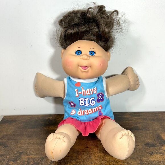 2014 OAA CABBAGE PATCH DOLL SILK HAIR BLUE EYES BROWN Curly HAIR - Picture 1 of 15